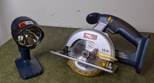 lot 263 image: Vintage Ryobi 18V Circular Saw & Vintage Ryobi Flashlight