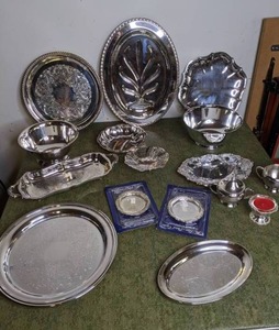 lot 238 image: Beautiful Lot of Silver Trays, Bowls, & More