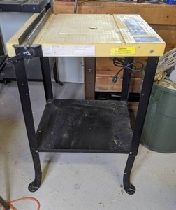 lot 256 image: Vintage Shop Table