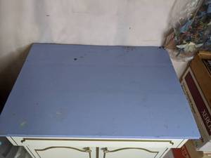 lot 123 image: Two Door Cabinet, Freestanding (Includes Contents)