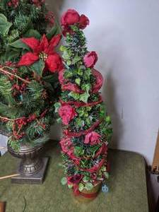 lot 132 image: Christmas Decor - Three Small Christmas Trees