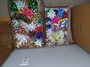 lot 103 image: Lot of Wrapping Paper & Bows