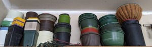 lot 327 image: Gardeners Lot - Plant Pots & Hanging Baskets