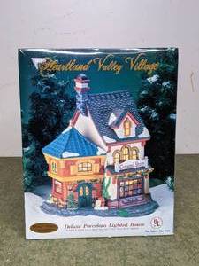 lot 170 image: Heartland Valley Village General Store