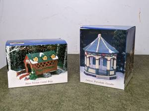 lot 187 image: Heartland Valley Village Bridge and Gazebo