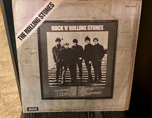 lot 32 image: Rock n Rolling Stones Record Album