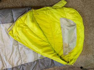 lot 19 image: Embark Adult Sleeping Bag