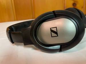 lot 22 image: Sennheiser Headphones