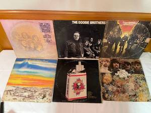 lot 66 image: Vintage Album Lot