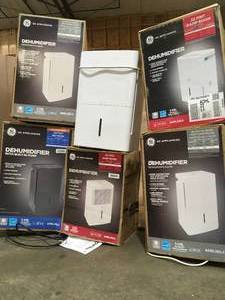lot 43 image: Mix Lot of Dehumidifiers (various conditions, models , and sizes) review pictures