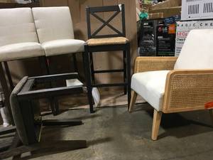 lot 45 image: Mix Lot of dining chairs (various sizes, models, and conditions)