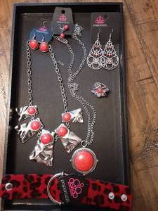 5-NEW FASHION JEWELRY ITEMS (Red)