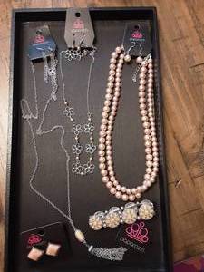 5-NEW FASHION JEWELRY ITEMS (NeutralBeige)