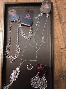 5-NEW FASHION JEWELRY ITEMS (Pink)