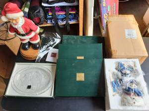 4-Mikasa Nativity Plates, Animated Santa & Snow Men Set