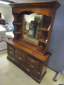 lot 607 image: SOLID PINE DRESSER W MIRROR