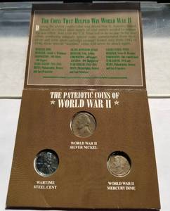 lot 09-A image: PATRIOTIC COINS OF WWII 3 COIN SET
