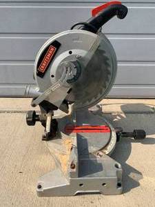 lot 8 image: Craftsman 10 Compound Miter Saw