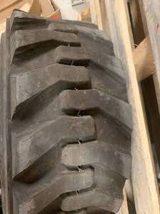 lot 25 image: Titan HD 10-16.5 NHS Tire