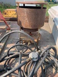 lot 34 image: Propane Heater with Extended Cord 23 Tall