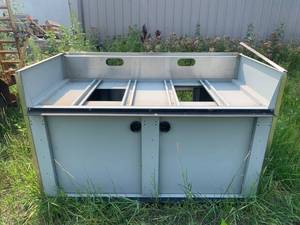 lot 36 image: Metal Table Unit 3 Tall 5 Wide