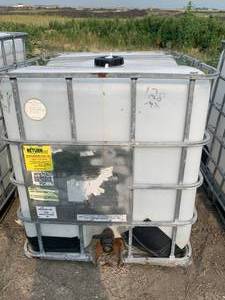 lot 42 image: 265 Gallon Heavy Duty Liquid Storage Tanks