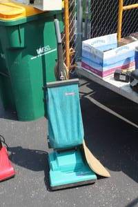 lot 50 image: Hoover Runabout Upright Bagger Vacuum Cleaner