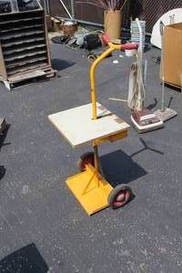 lot 53 image: Welding Cart with Shelf