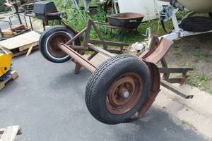 lot 78 image: Trailer AxleWheelsTires Assembly