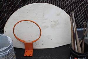 lot 87 image: Basketball Backboard and Rim