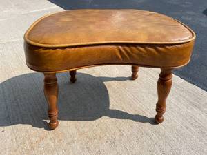 lot 177 image: Vintage Padded Foot Stool