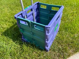 lot 181 image: Folding Pack And Roll Shopping Cart