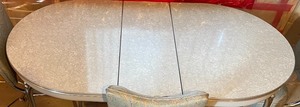 lot 129 image: Vintage Table with 4 Chairs