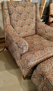 lot 148 image: Charming Chair with Matching Ottoman
