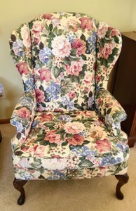 lot 31 image: Floral Print Arm Chair