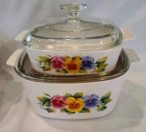 lot 65 image: Floral Corelle Casserole Dishes