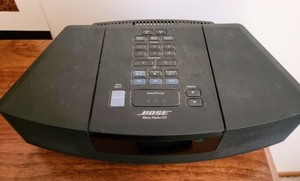 lot 99 image: Bose Wave Radio