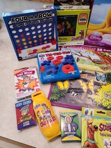 lot 109 image: Childrens Puzzles and Games