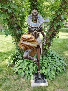 Metal African Bride Warrior Love Statue