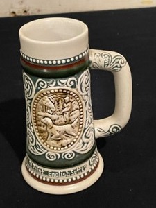 Vintage Avon Sporting Ceramic Stein FishingHunting Dogs&nbsp