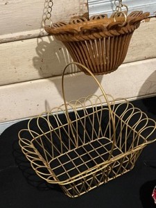 Wire basket, Tin Buckets, Plant Hanging Baskets, Mug