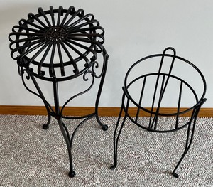 lot 189 image: Metal Plant Stands