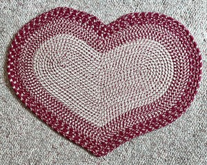 lot 190 image: 4 Cute Heart Shaped Braided Rugs