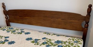 lot 83 image: Fabulous Full Sized Bed