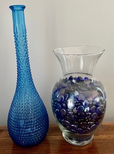 lot 94 image: Decorative Vases including Blue Glass Vases