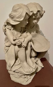 lot 140 image: Cute Resin Decorative Figurine of a Boy and Girl