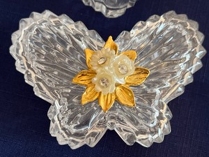 lot 238 image: Six Butterfly and Heart Shaped Trinket Boxes