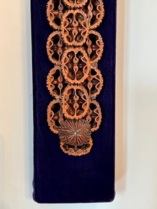 lot 232 image: Handcrafted Cross Made from Sliced Walnuts