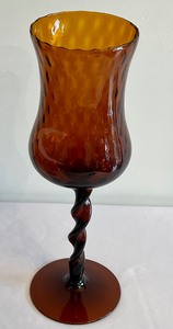 lot 76 image: Vintage Glassware Grouping including a Vintage Indiana Large Green Teardrop Bowl