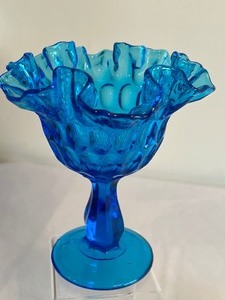 lot 75 image: Collection of Vintage Fenton Hobnail and Thumbprint Glassware Items